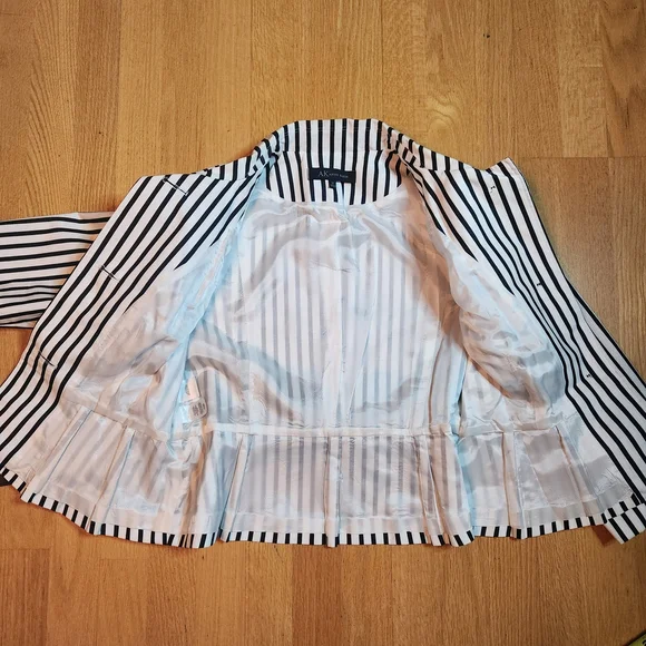 Anne Klein Black and White Striped Jacket - Picture 5 of 11